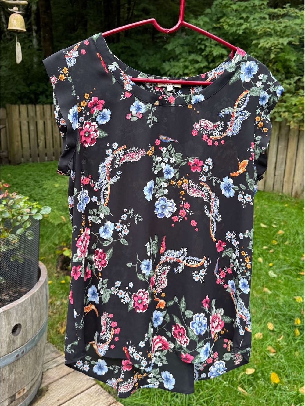 Pleione Black Floral Cap Sleeve Blouse Medium